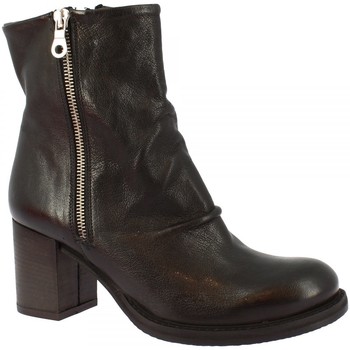 Μποτίνια Leonardo Shoes 050 ROK NERO Μποτίνια Leonardo Shoes 050 ROK NERO