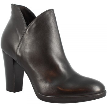 Μποτίνια Leonardo Shoes V144 NAPPA NERO Μποτίνια Leonardo Shoes V144 NAPPA NERO