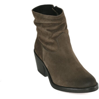 Μποτίνια Mally 5341