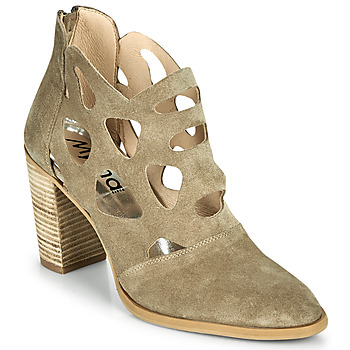 Μποτίνια Myma PAGGE ΣΤΕΛΕΧΟΣ: Δέρμα & ΕΠΕΝΔΥΣΗ: Δέρμα & ΕΣ. ΣΟΛΑ: Δέρμα & ΕΞ. ΣΟΛΑ: Καουτσούκ Μποτίνια Myma PAGGE ΣΤΕΛΕΧΟΣ: Δέρμα & ΕΠΕΝΔΥΣΗ: Δέρμα & ΕΣ. ΣΟΛΑ: Δέρμα & ΕΞ. ΣΟΛΑ: Καουτσούκ