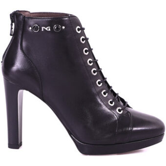 Μποτίνια NeroGiardini A806950DE