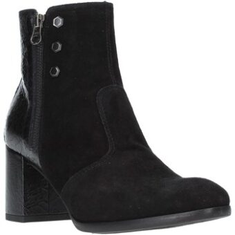 Μποτίνια NeroGiardini A908730D