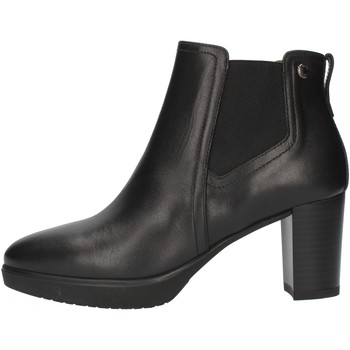 Μποτίνια NeroGiardini I013006D Μποτίνια NeroGiardini I013006D