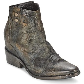 Μποτίνια Strategia XIOT ΣΤΕΛΕΧΟΣ: Δέρμα & ΕΠΕΝΔΥΣΗ: Δέρμα & ΕΞ. ΣΟΛΑ: Καουτσούκ