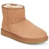 Μπότες UGG CLASSIC MINI II ΣΤΕΛΕΧΟΣ: καστόρι & ΕΠΕΝΔΥΣΗ: καστόρι & ΕΣ. ΣΟΛΑ: καστόρι & ΕΞ. ΣΟΛΑ: Συνθετικό