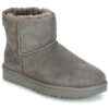 Μπότες UGG CLASSIC MINI II ΣΤΕΛΕΧΟΣ: καστόρι & ΕΠΕΝΔΥΣΗ: καστόρι & ΕΣ. ΣΟΛΑ: καστόρι & ΕΞ. ΣΟΛΑ: Συνθετικό